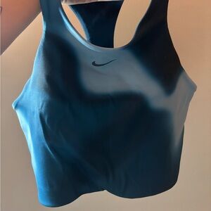 Nike active top